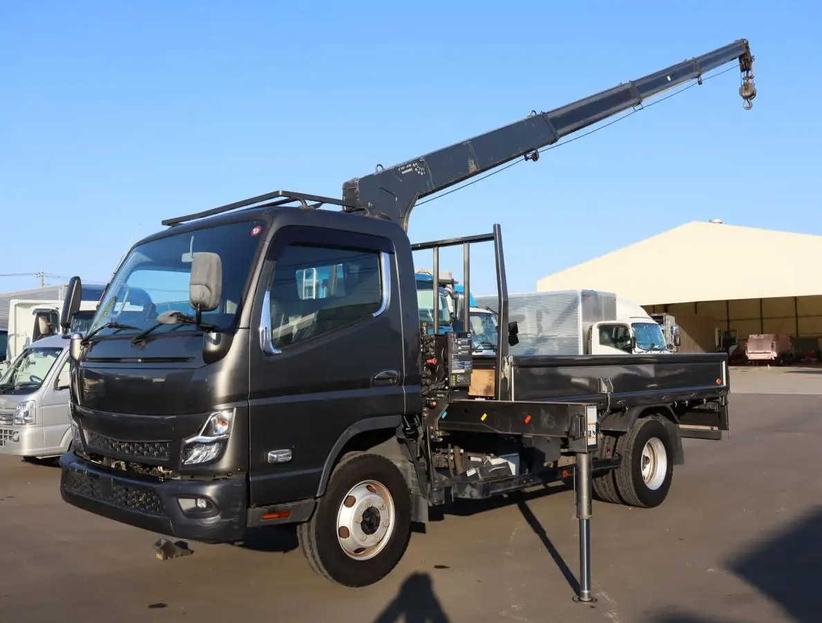 三菱 キャンター 小型 クレーン付 4段 ラジコン の中古トラック【車両No.199508】