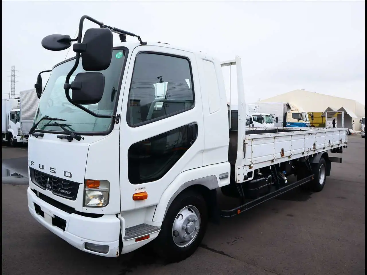 三菱 ファイター 中型/増トン 平ボディ ベッド TKG-FK61F の中古トラック【車両No.199486】