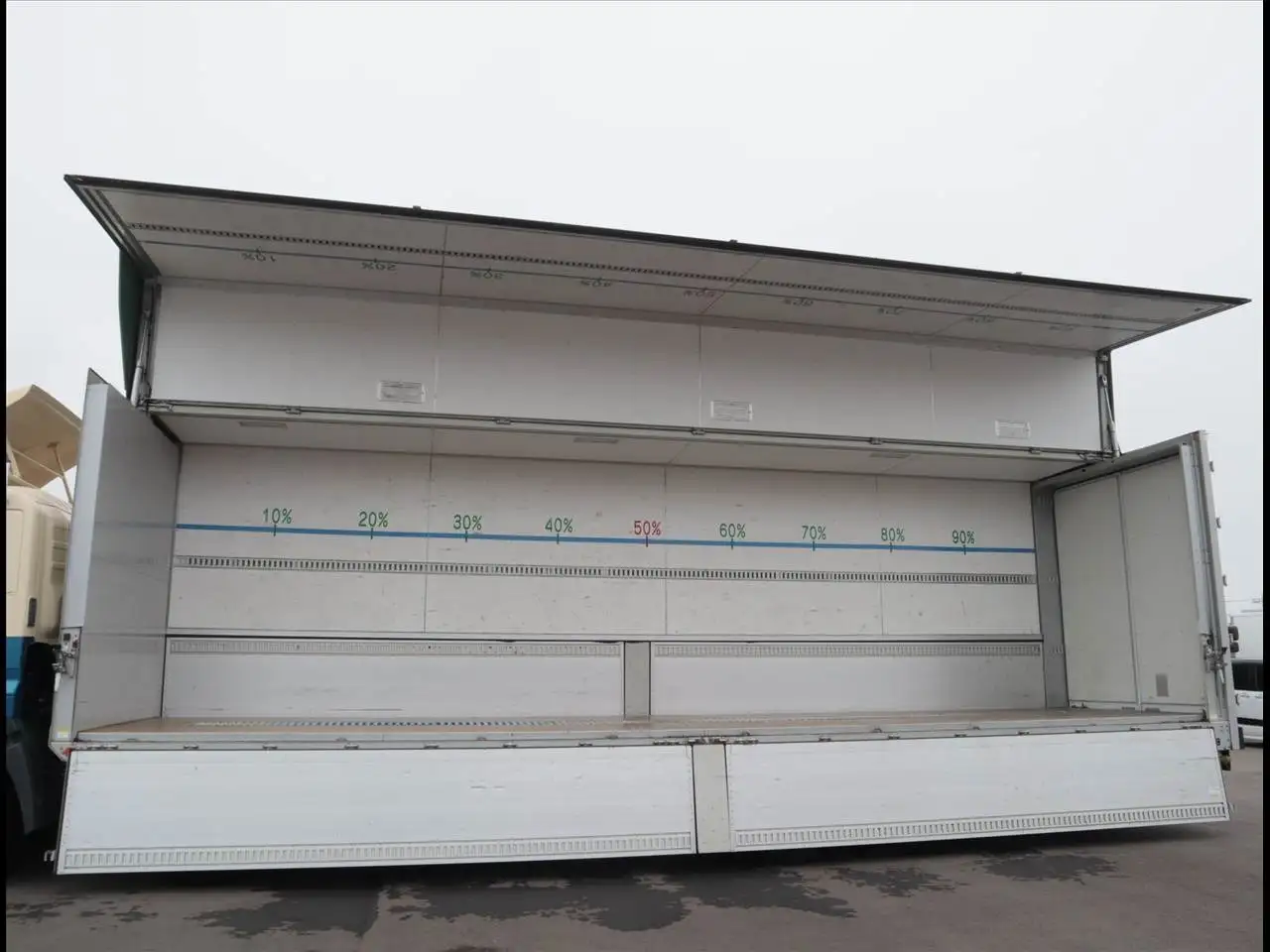 日野 プロフィア 大型 ウイング エアサス センターローラーの中古トラック画像5