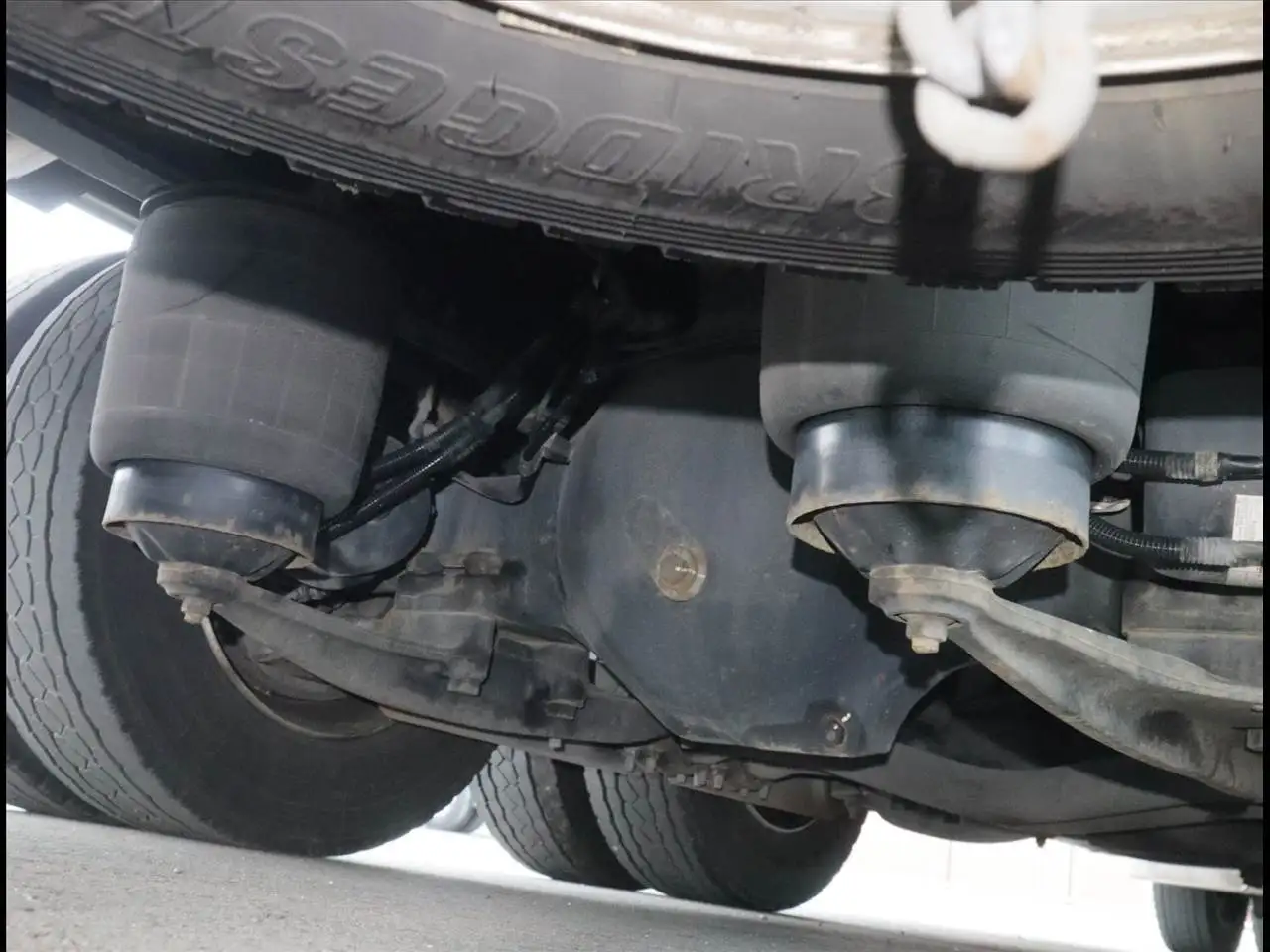 日野 プロフィア 大型 ウイング エアサス センターローラーの中古トラック画像像17