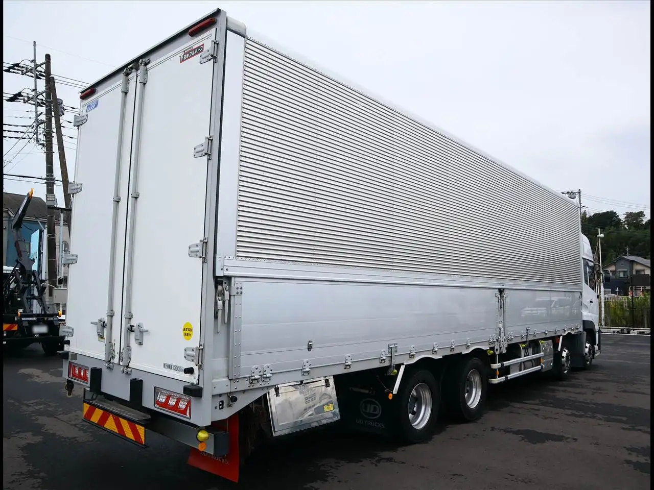日産UD クオン 大型 ウイング ハイルーフ エアサスの中古トラック画像3