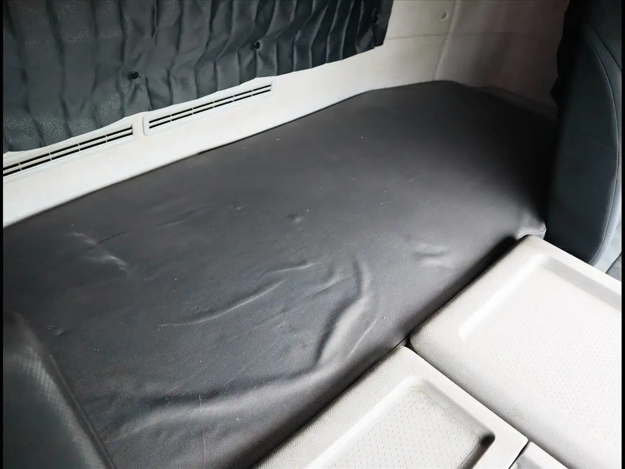 日産UD クオン 大型 ウイング ハイルーフ エアサスの中古トラック画像12