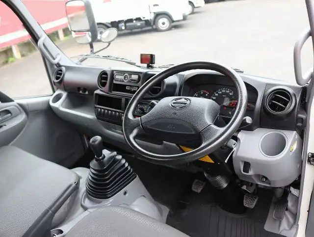 日野 デュトロ 小型 平ボディ TKG-XZU605M H29の中古トラック画像12