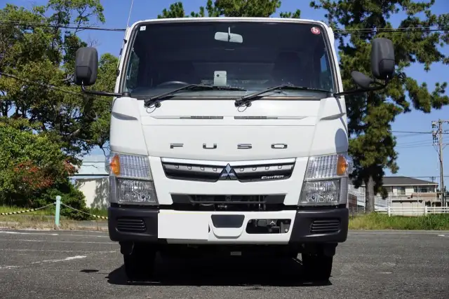 三菱 キャンター 小型 平ボディ Wキャブ 2RG-FGA20の中古トラック画像2