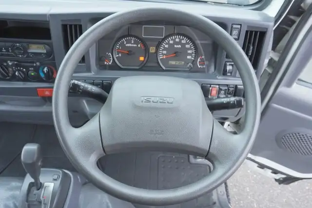いすゞ エルフ 小型 平ボディ パワーゲート 床鉄板の中古トラック画像14