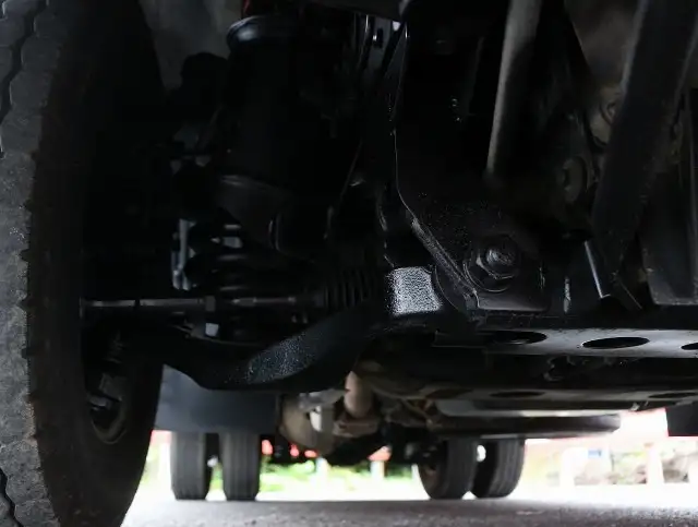 いすゞ エルフ 小型 平ボディ Wキャブ TRG-NJR85Aの中古トラック画像16