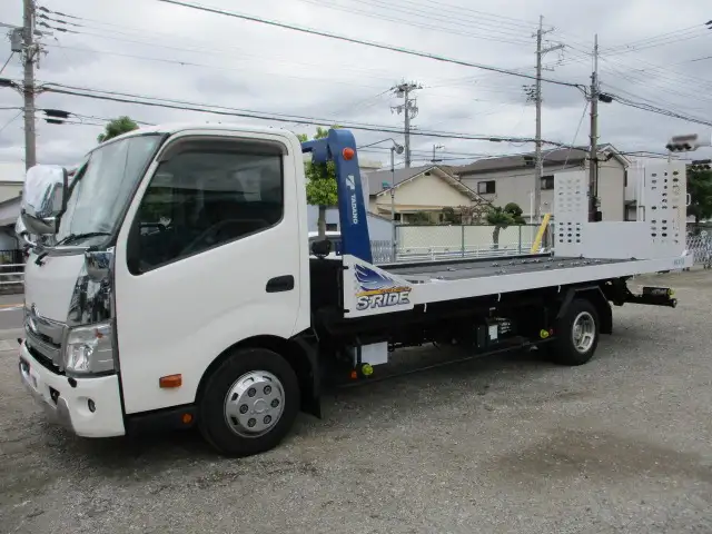 日野 デュトロ 小型 車両重機運搬 ラジコン ウインチ の中古トラック【車両No.199584】