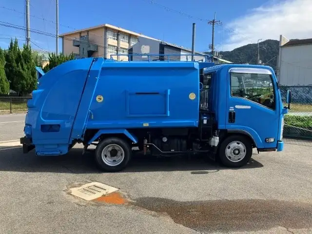 いすゞ エルフ 小型 パッカー車 プレス式 TPG-NMR85ANの中古トラック画像2