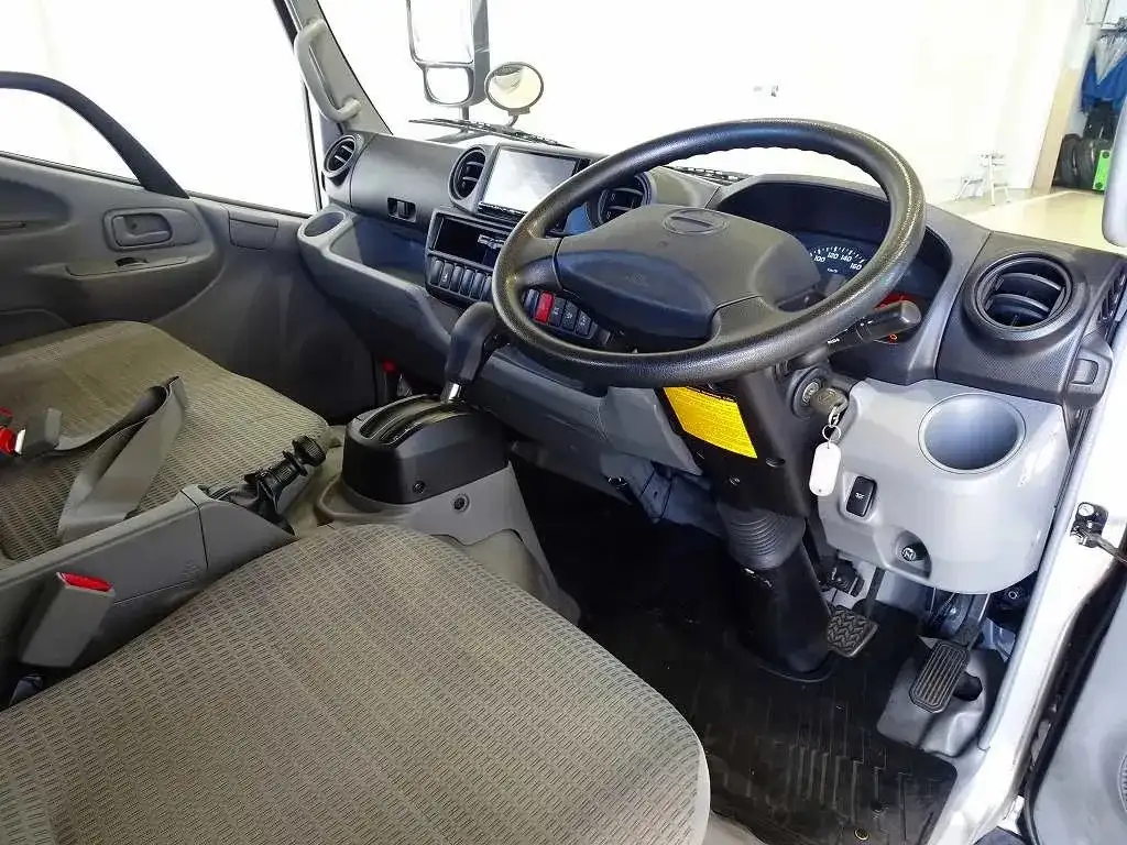 日野 デュトロ 小型 平ボディ TPG-XZC645M H30の中古トラック画像9