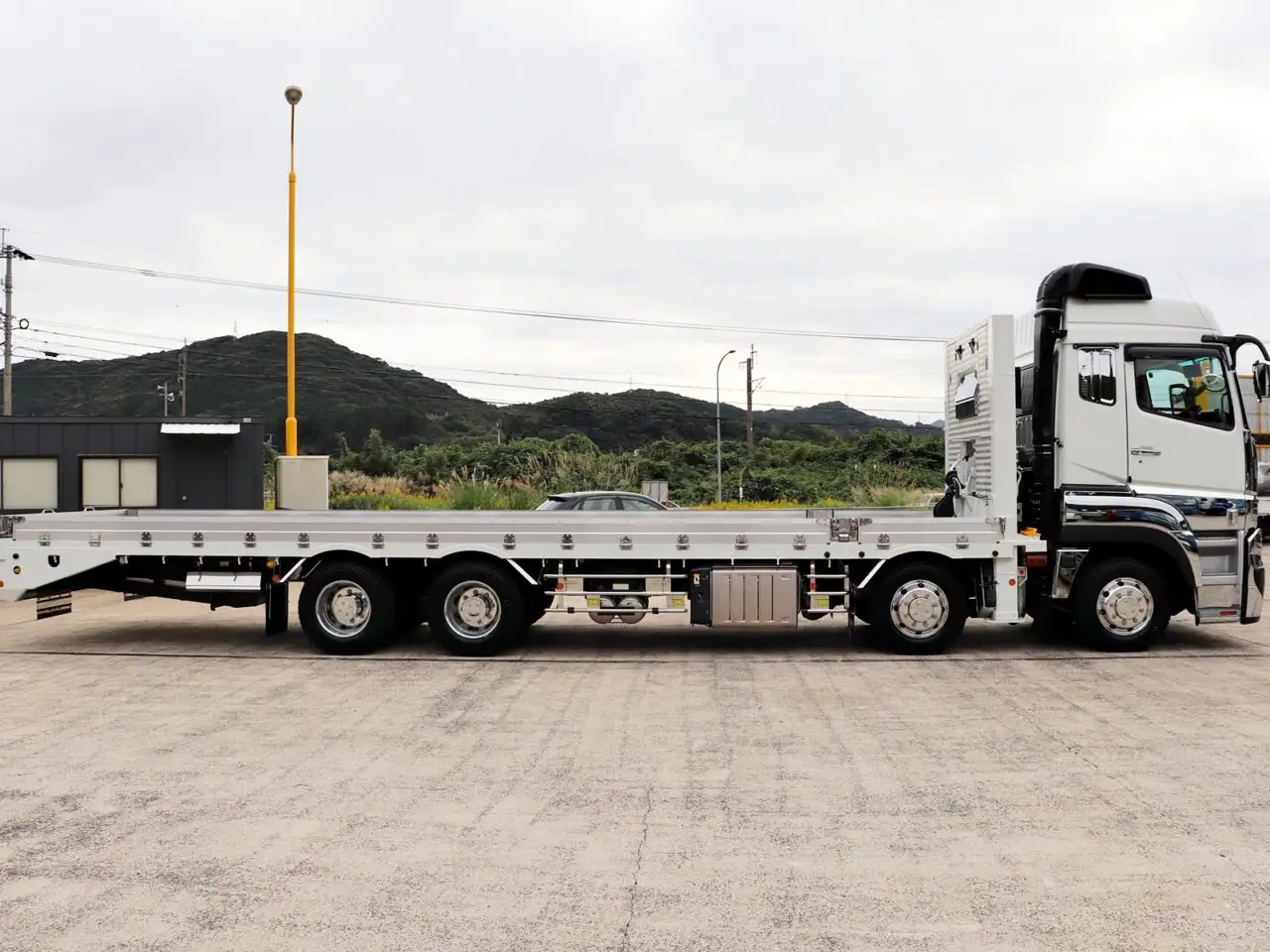 三菱 スーパーグレート 大型 車両重機運搬 ハイルーフ ウインチの中古トラック画像3