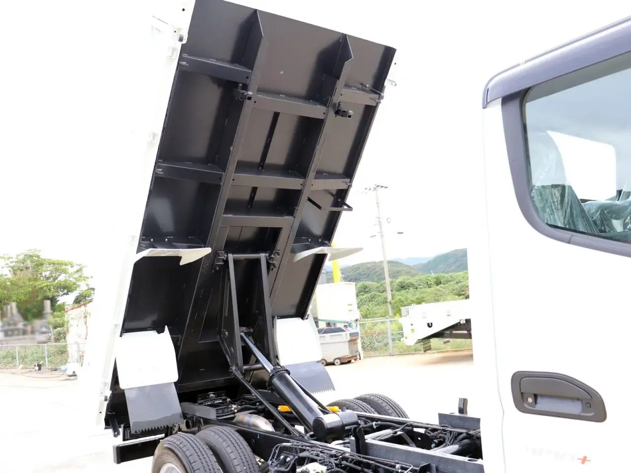 三菱 キャンター 小型 ダンプ 強化 2RG-FBA60の中古トラック画像16