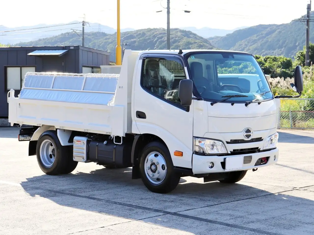 日野 デュトロ 小型 ダンプ コボレーン 2KG-XZU600Tの中古トラック画像3