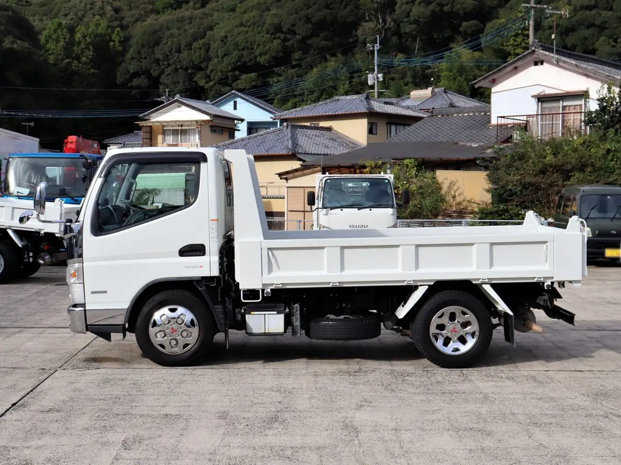 三菱 キャンター 小型 ダンプ カスタム 2PG-FBA60の中古トラック画像7