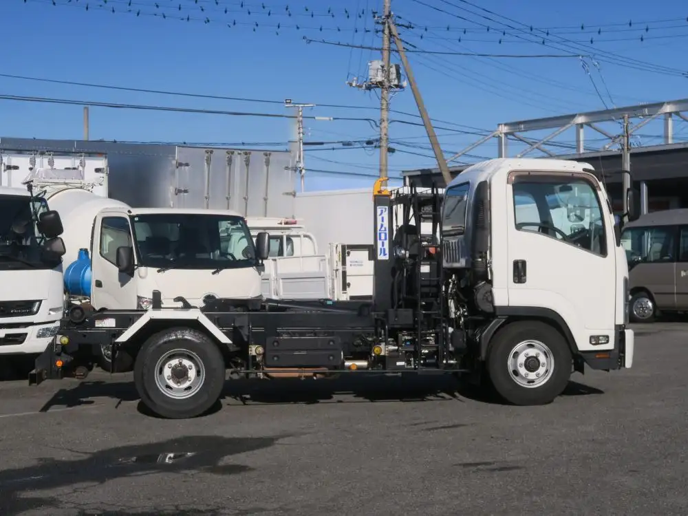 いすゞ フォワード 中型/増トン アームロール ツインホイスト 2RG-FRR90S2の中古トラック画像3