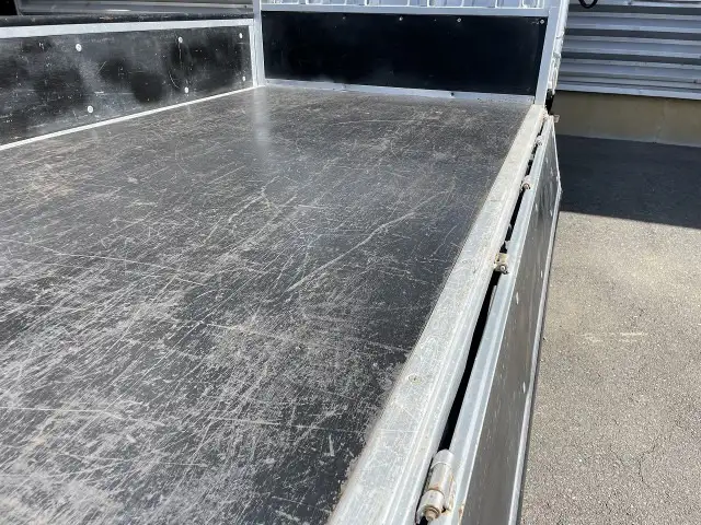 日産 アトラス 小型 平ボディ 2RG-AHS88A R3の中古トラック画像5