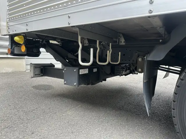 いすゞ エルフ 小型 アルミバン パワーゲート サイドドアの中古トラック画像16