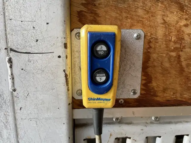 トヨタ ダイナ 小型 アルミバン パワーゲート TPG-XZU605の中古トラック画像9