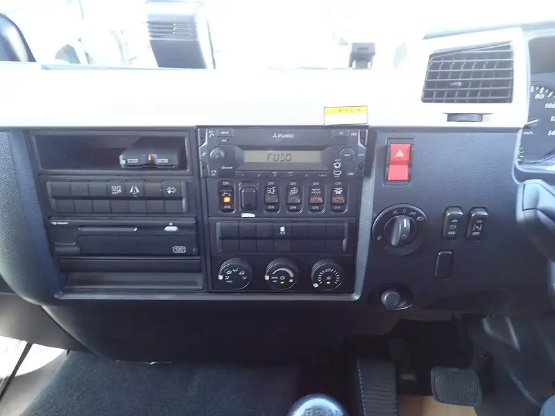 三菱 ファイター 中型/増トン ウイング パワーゲート エアサスの中古トラック画像10