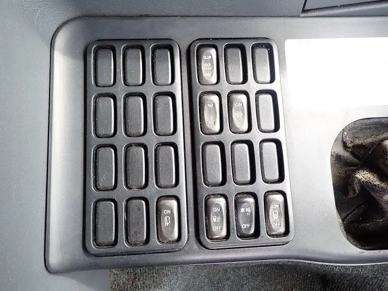 三菱 スーパーグレート 大型 平ボディ 床鉄板 LKG-FU50VYの中古トラック画像15