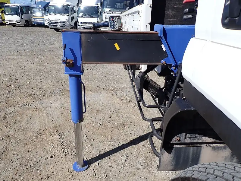 いすゞ フォワード 中型/増トン クレーン付 4段 ラジコンの中古トラック画像10