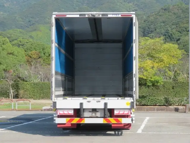 日野 プロフィア 大型 ウイング ハイルーフ エアサスの中古トラック画像9