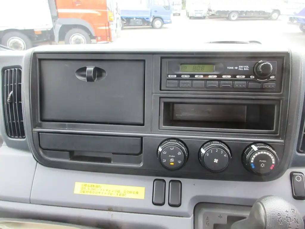 三菱 キャンター 小型 平ボディ TKG-FEB20 H24の中古トラック画像16