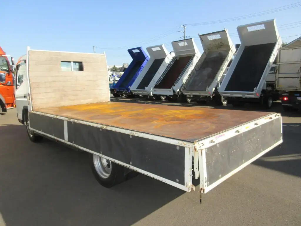 三菱 キャンター 小型 平ボディ 床鉄板 2PG-FEB80の中古トラック画像9