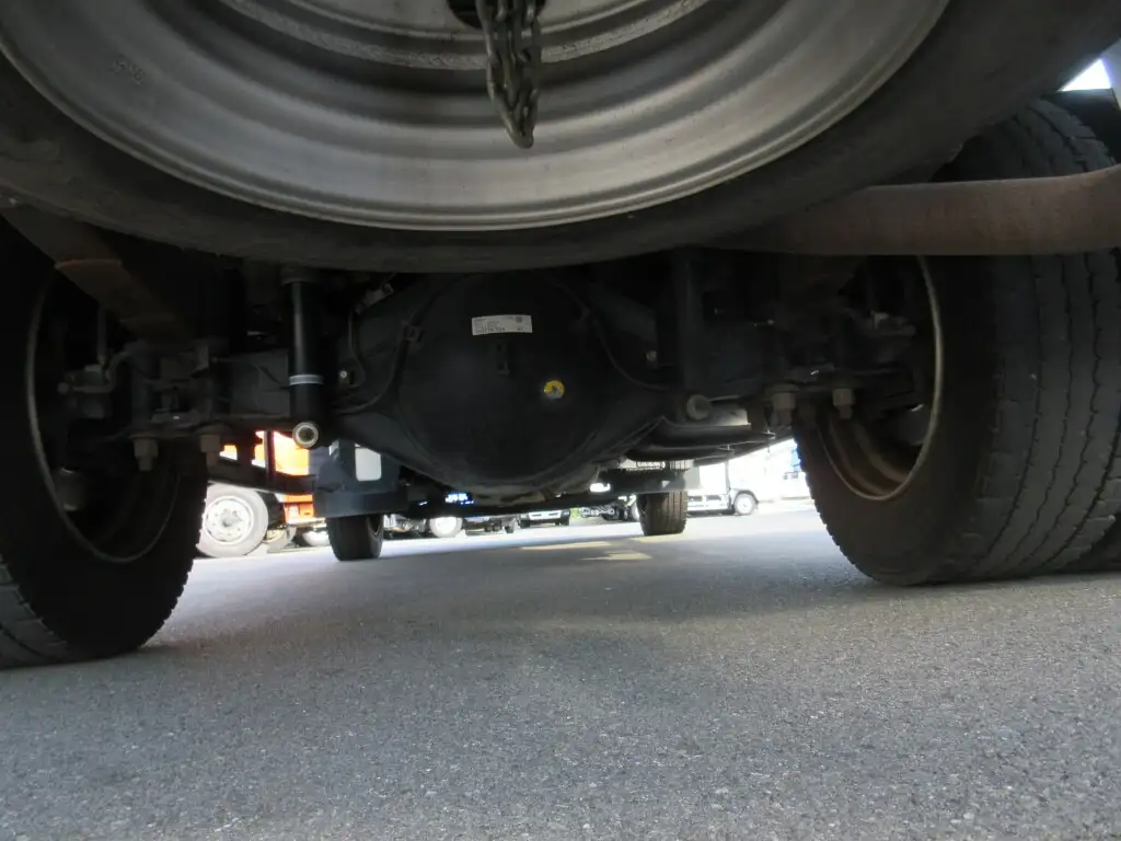 三菱 キャンター 小型 平ボディ 床鉄板 2PG-FEB80の中古トラック画像像17