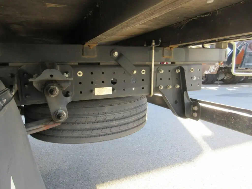 三菱 キャンター 小型 平ボディ 床鉄板 2PG-FEB80の中古トラック画像19