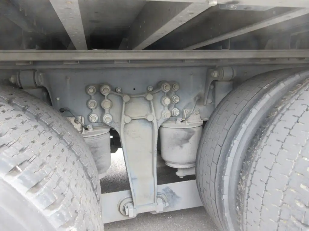 いすゞ ギガ 大型 ウイング ハイルーフ エアサスの中古トラック画像19