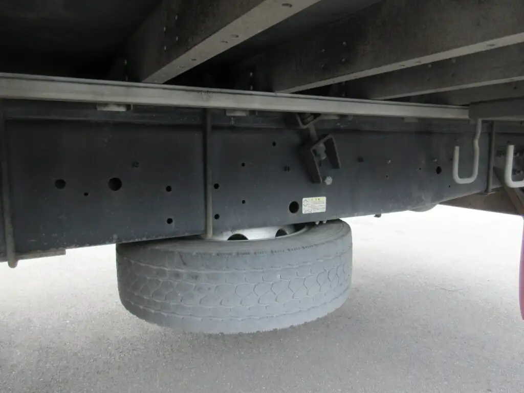 いすゞ ギガ 大型 ウイング ハイルーフ エアサスの中古トラック画像18