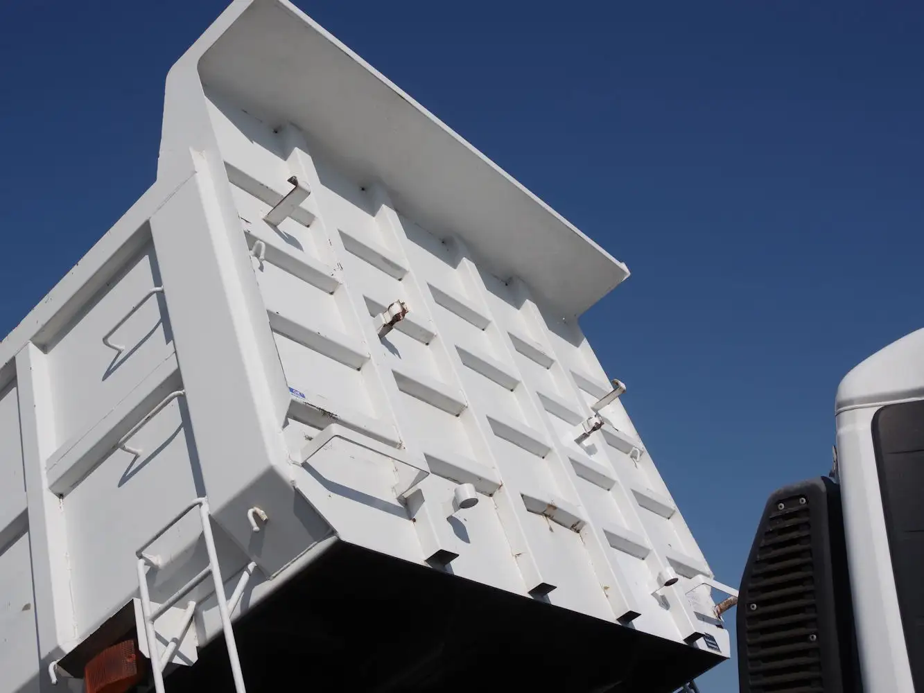 日産UD コンドル 中型/増トン ダンプ 土砂禁 TKG-LK38Nの中古トラック画像9