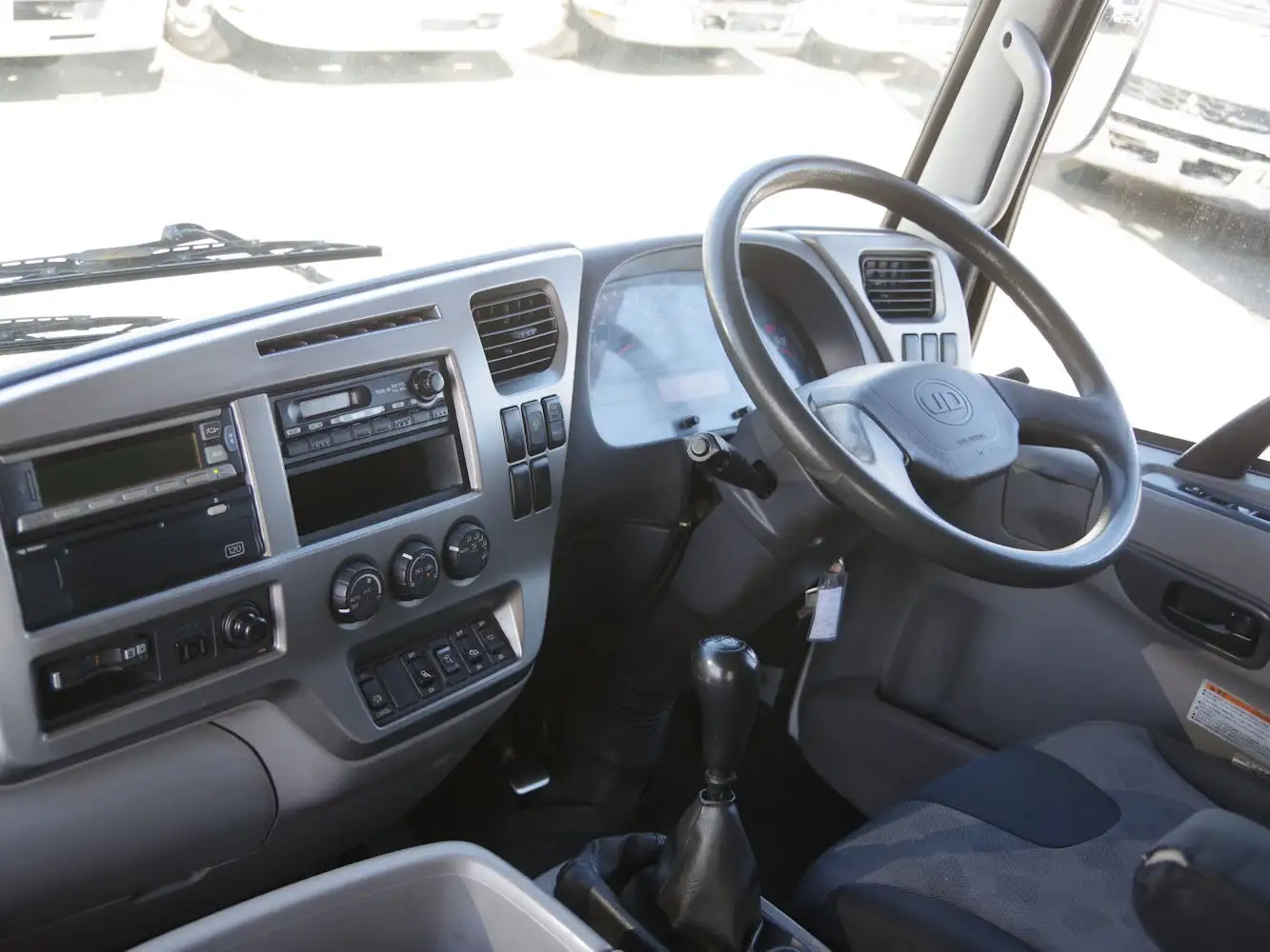 日産UD コンドル 中型/増トン ダンプ 土砂禁 TKG-LK38Nの中古トラック画像11