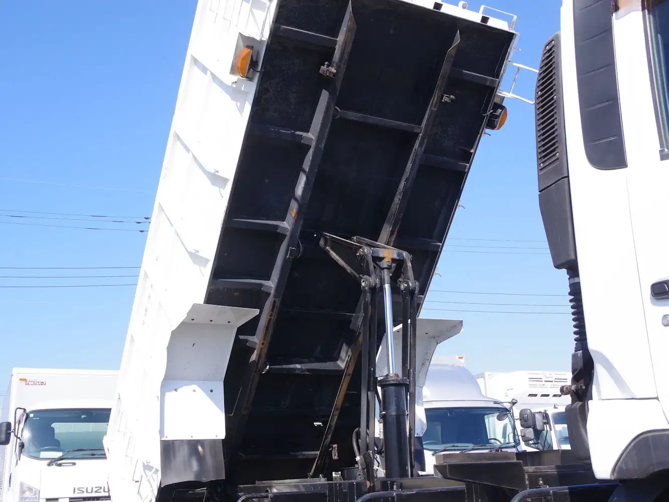 日産UD コンドル 中型/増トン ダンプ 土砂禁 TKG-LK38Nの中古トラック画像12