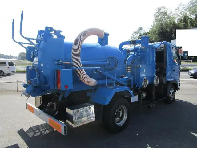 日野 レンジャー 中型/増トン タンク車 汚泥吸引車 ADG-FD7JEWAの中古トラック画像3