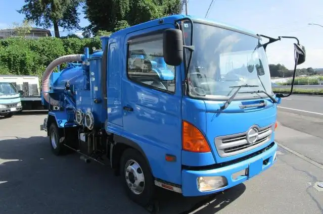 日野 レンジャー 中型/増トン タンク車 汚泥吸引車 ADG-FD7JEWAの中古トラック画像2