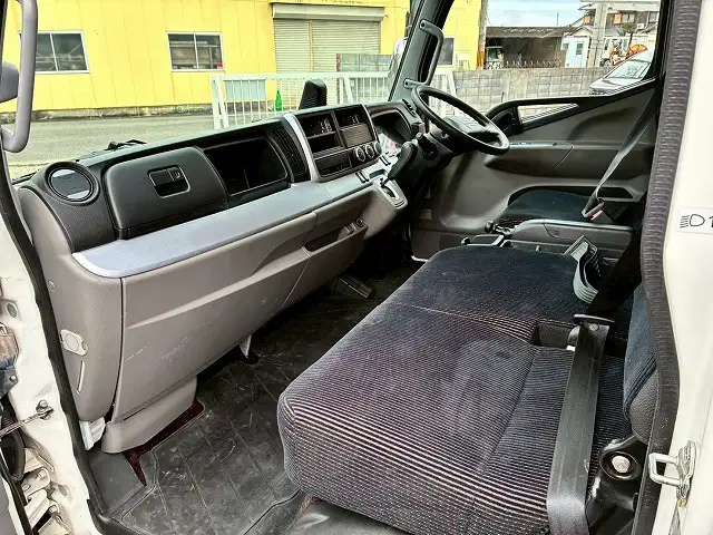 三菱 キャンター 小型 平ボディ カスタム 2PG-FEB90の中古トラック画像12