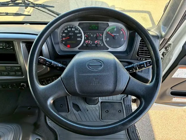 日野 レンジャー 中型/増トン アルミバン パワーゲート エアサスの中古トラック画像14