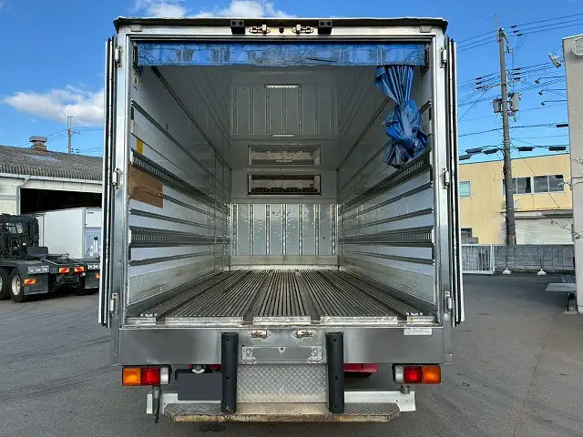 三菱 ファイター 中型/増トン 冷凍冷蔵 低温 スタンバイの中古トラック画像6