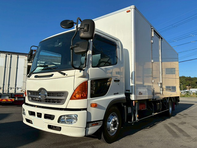 日野 レンジャー 中型/増トン アルミバン パワーゲート サイドドア の中古トラック【車両No.199581】