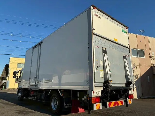 日野 レンジャー 中型/増トン アルミバン パワーゲート サイドドアの中古トラック画像4