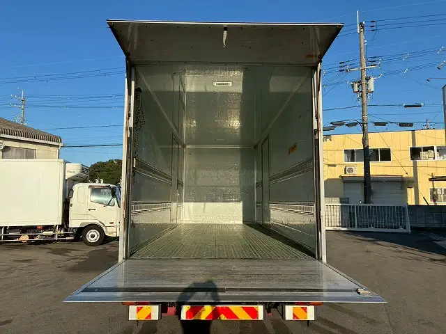 日野 レンジャー 中型/増トン アルミバン パワーゲート サイドドアの中古トラック画像6