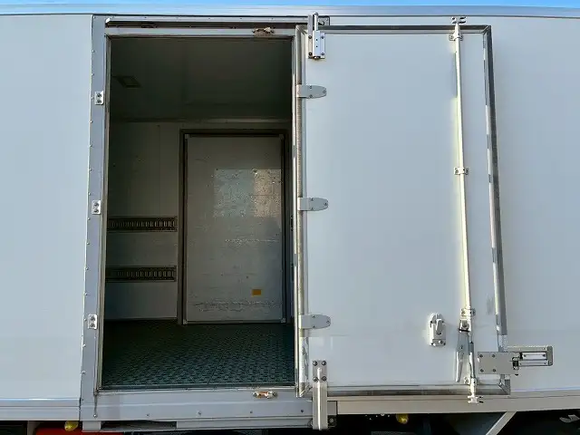 日野 レンジャー 中型/増トン アルミバン パワーゲート サイドドアの中古トラック画像5