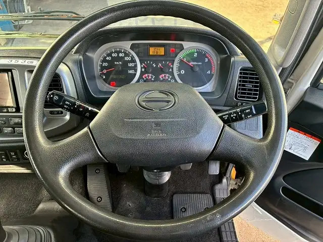 日野 レンジャー 中型/増トン アルミバン パワーゲート サイドドアの中古トラック画像14