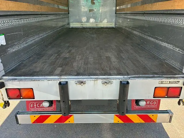 いすゞ フォワード 中型/増トン ウイング エアサス ベッドの中古トラック画像9