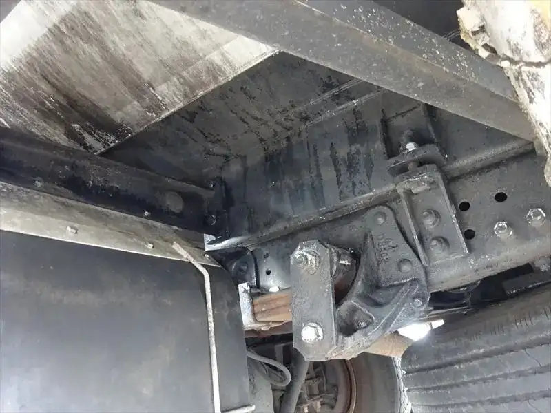 マツダ タイタン 小型 タンク車 バキューム BDG-LKR85Nの中古トラック画像像17