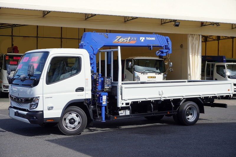 三菱 キャンター 小型 クレーン付 5段 ラジコン の中古トラック【車両No.199648】