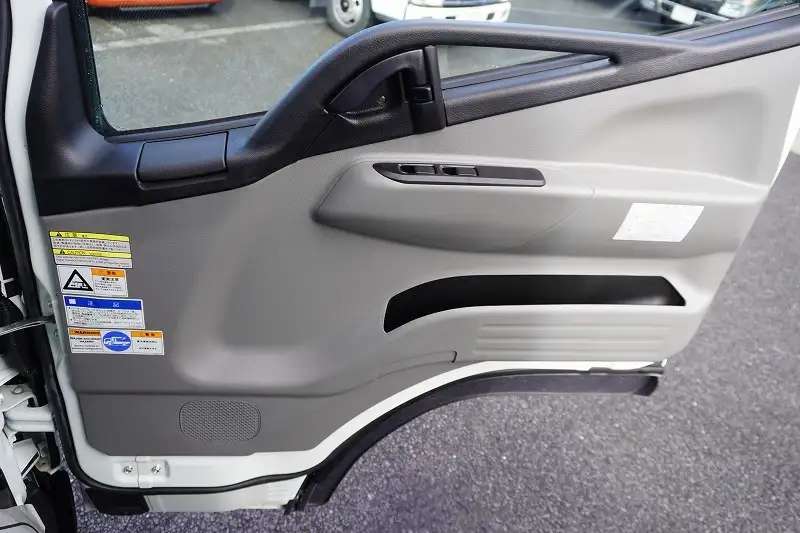 三菱 キャンター 小型 クレーン付 4段 ラジコンの中古トラック画像15