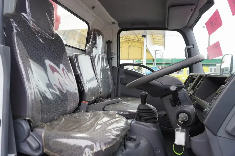 いすゞ エルフ 小型 クレーン付 4段 ラジコンの中古トラック画像11