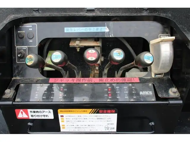 いすゞ エルフ 小型 高所・建柱車 建柱車 の中古トラック画像10